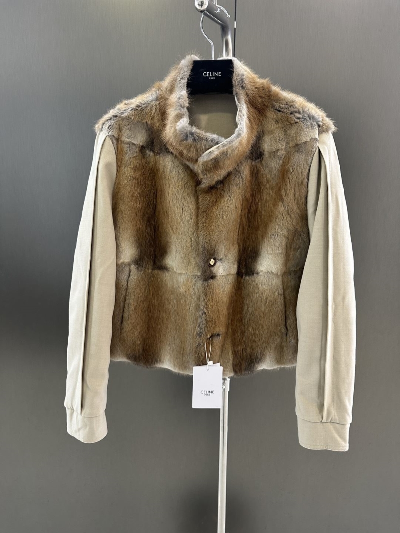 Ce1i*e outwears